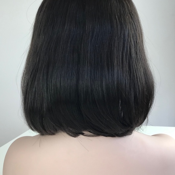 Bob Full Lace Wig - Picture 3 of 3